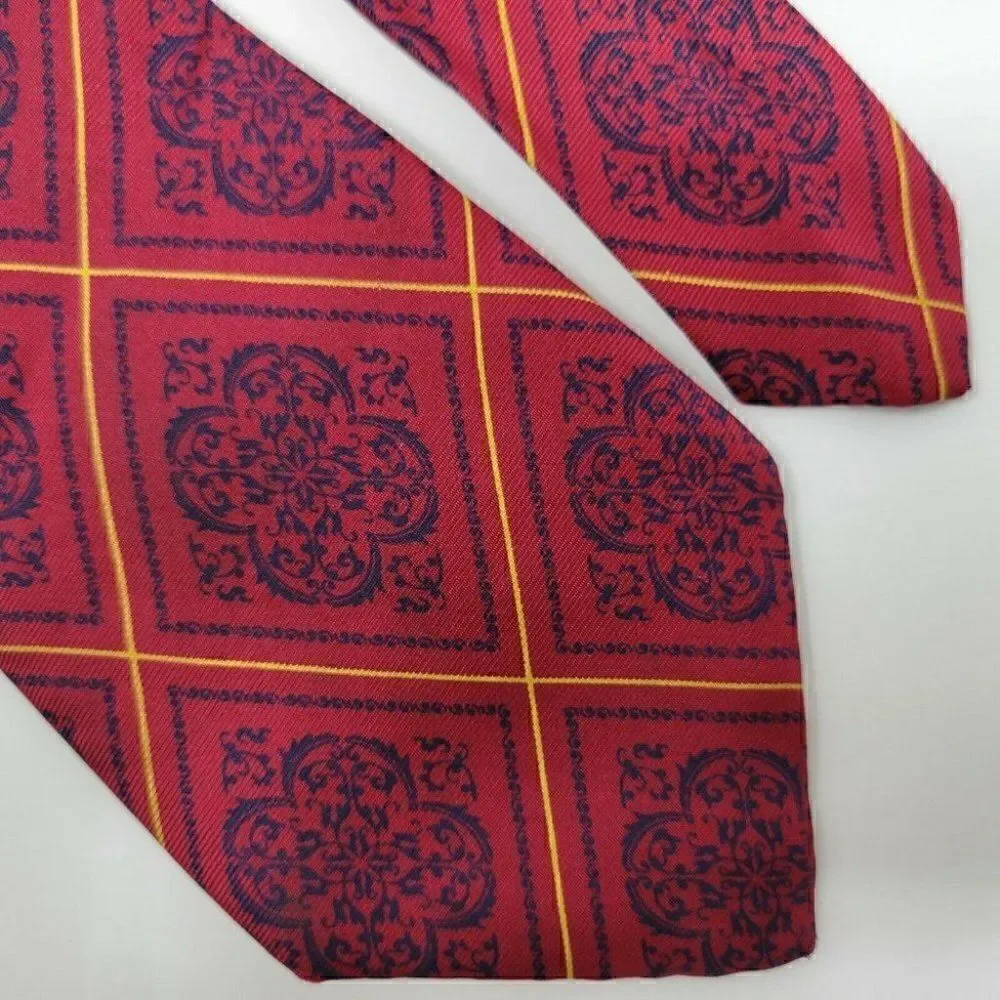 METROPOLITAN MUSEUM ART SILK TIE RED BLUE BAROQUE
